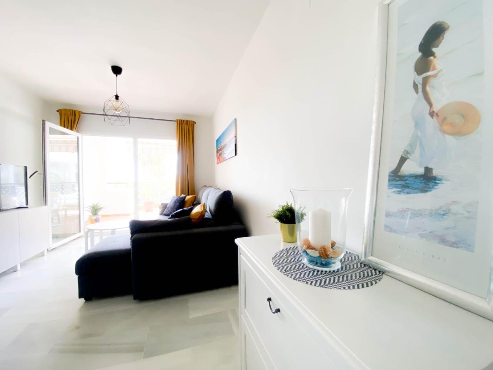 Beachside Apartment Mi Capricho Portal 7 Sitio de Calahonda Exterior photo